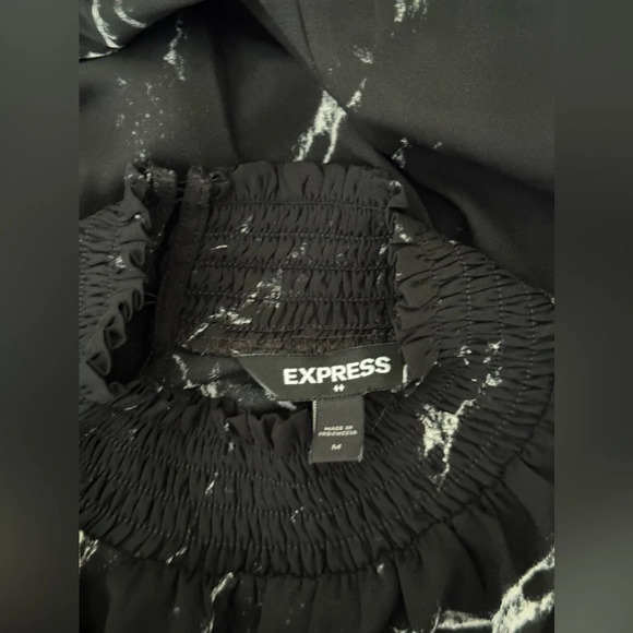 Express | Black Marbeled Sheer Smocked Neck Open Back Sleeveless Blouse - Size M - Picture 4 of 5